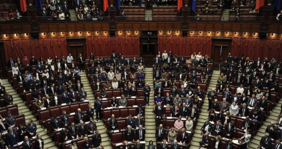 Camera: pubblicato testo Ddl FI su aperture festive esercizi commerciali (C.1333) e assegnato alla Commissione Attività Produttive