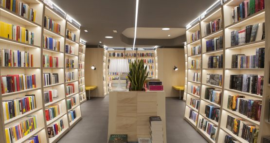 La libreria Mondadori Bookstore apre a Napoli il 5 agosto